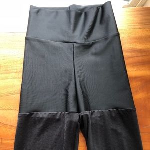 VOLCANO brand black long legging/Iceland